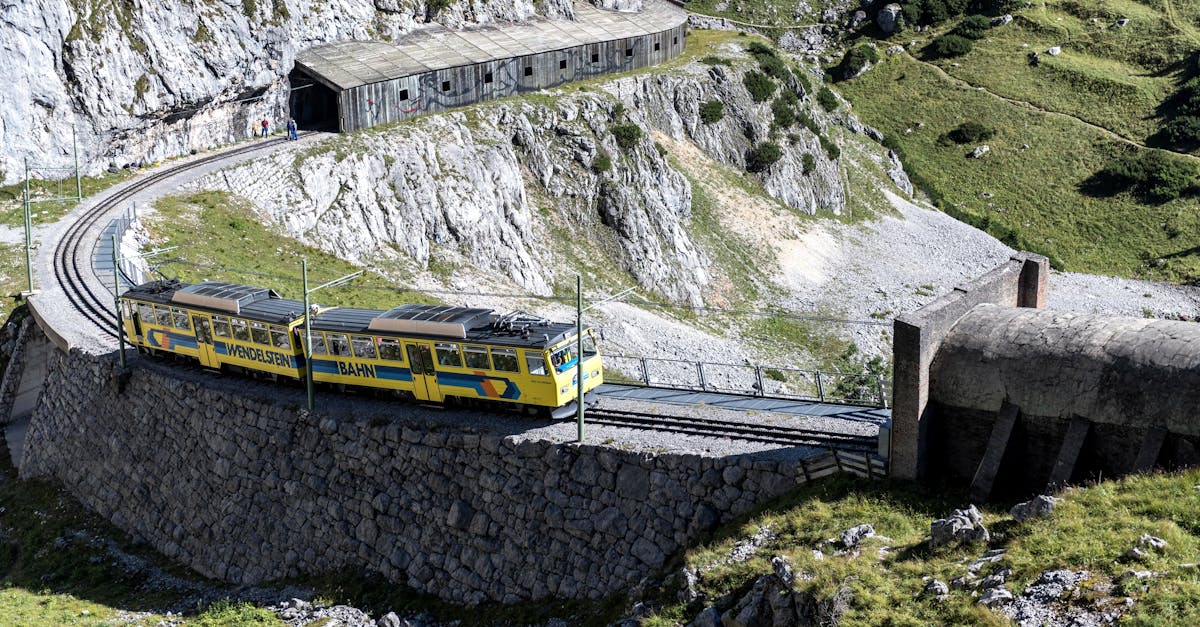 Descubra nuestro seguro de viaje para una protección completa cuando viaje al extranjero. Obtenga tranquilidad con nuestras soluciones de seguros de viaje adaptadas a sus necesidades.