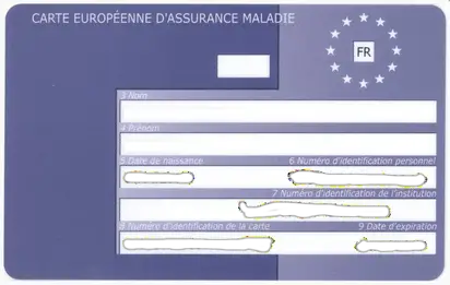 Descubre todo lo que necesitas saber sobre la tarjeta europea de seguridad social: sus ventajas, cómo obtenerla y cómo utilizarla para tus viajes por Europa. Facilita tus trámites sanitarios en el extranjero con esta imprescindible tarjeta.