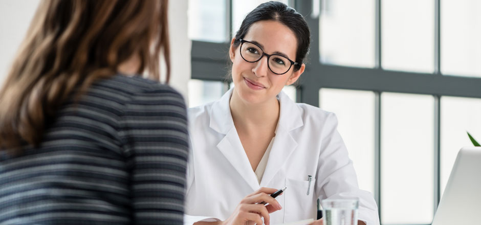 découvrez les meilleures mutuelles étudiantes adaptées à vos besoins de santé. protégez-vous efficacement tout en bénéficiant d'un budget maîtrisé. comparez les offres et choisissez celle qui vous convient le mieux pour une vie étudiante sereine.