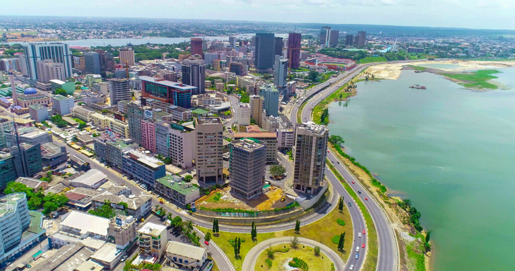 découvrez notre guide complet des expatriés à abidjan, offrant des conseils pratiques, des informations sur la vie quotidienne, des recommandations de quartiers et des astuces pour profiter pleinement de votre expérience en côte d'ivoire.