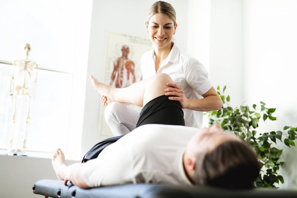 discover the importance of physiotherapy in the rehabilitation process. learn how rehabilitation techniques can promote functional recovery and improve the quality of life of patients after injury or surgery.